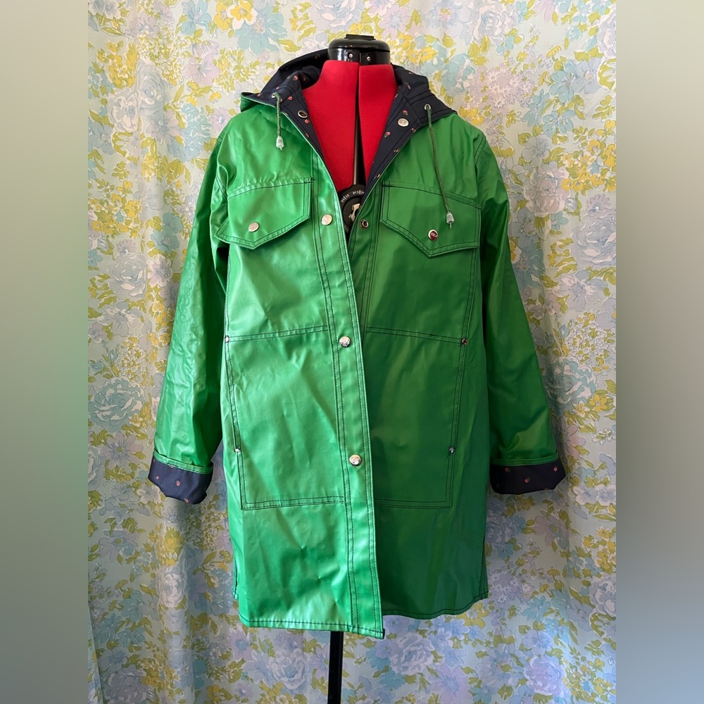Vintage rain coat - green with strawberry print!
